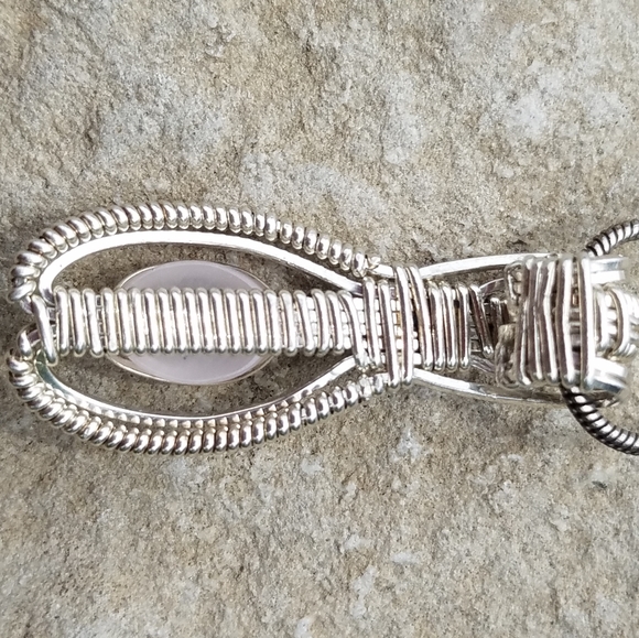 Wire Wrap Silver Pendant -Opal, Rose Quarz, Garnet - Picture 4 of 4